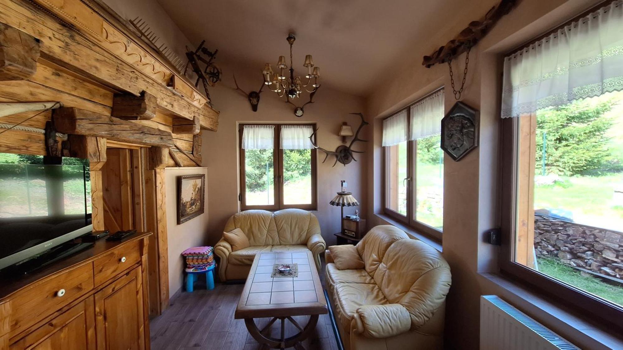 Villa Dom Caloroczny Jozefinka W Karkonoszach à Kowary Extérieur photo